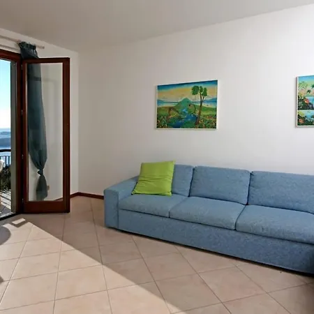 Panoramic Pool View With Parking Apartamento Gardone Riviera